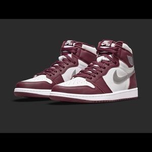 Air Jordan 1 Retro High OG “Bordeaux”